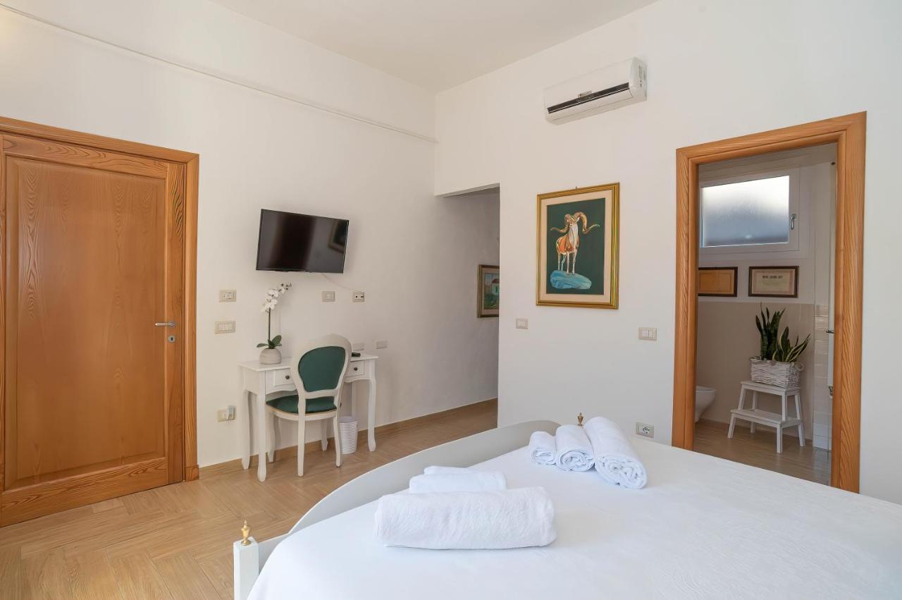 La Casa Del Pittore Olbia Luaran gambar