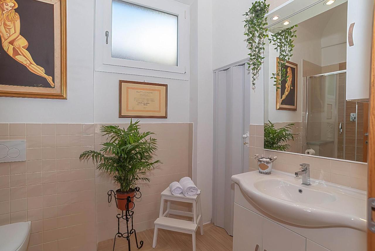 La Casa Del Pittore Olbia Luaran gambar