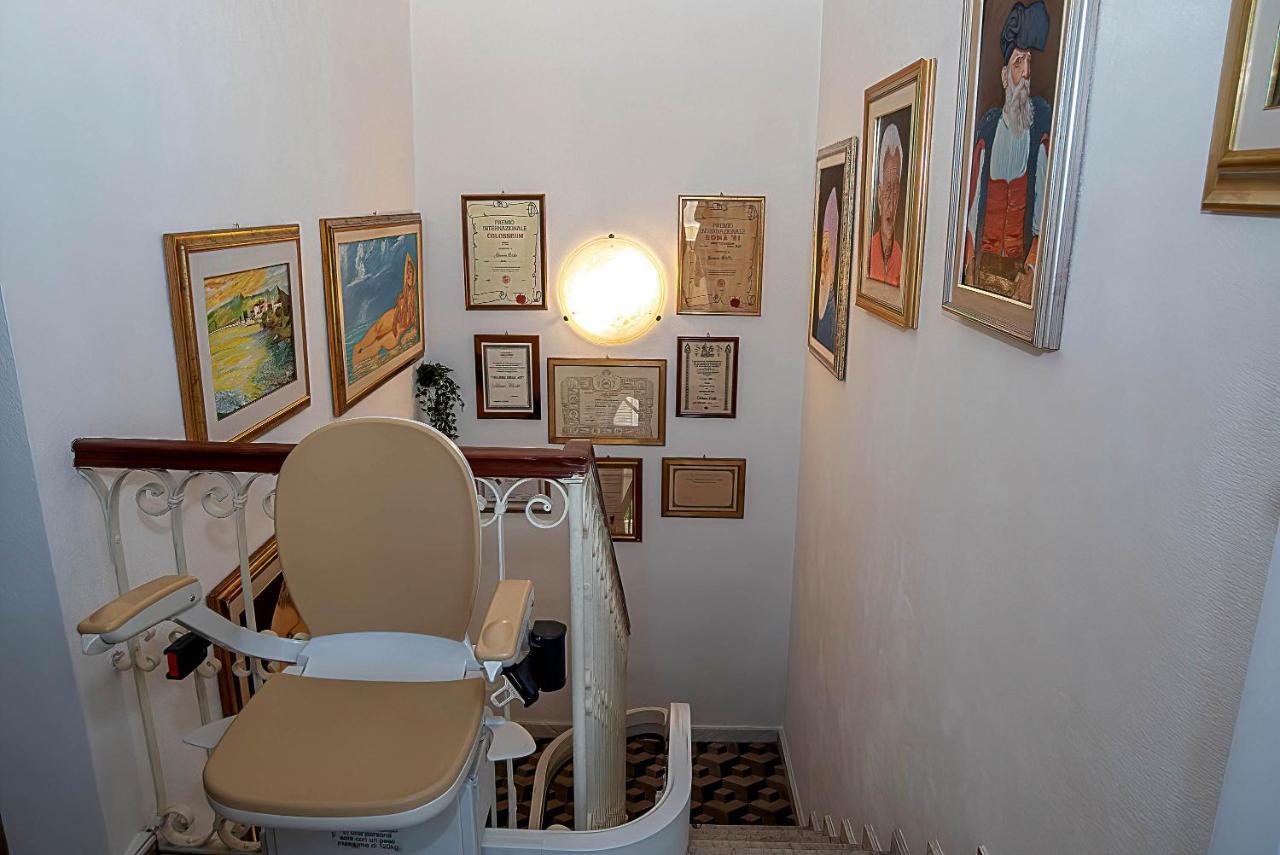La Casa Del Pittore Olbia Luaran gambar