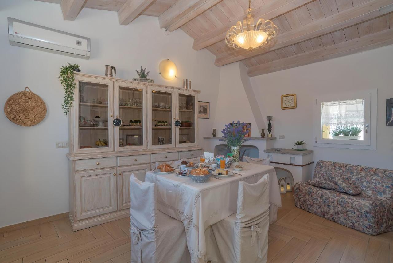 La Casa Del Pittore Olbia Luaran gambar